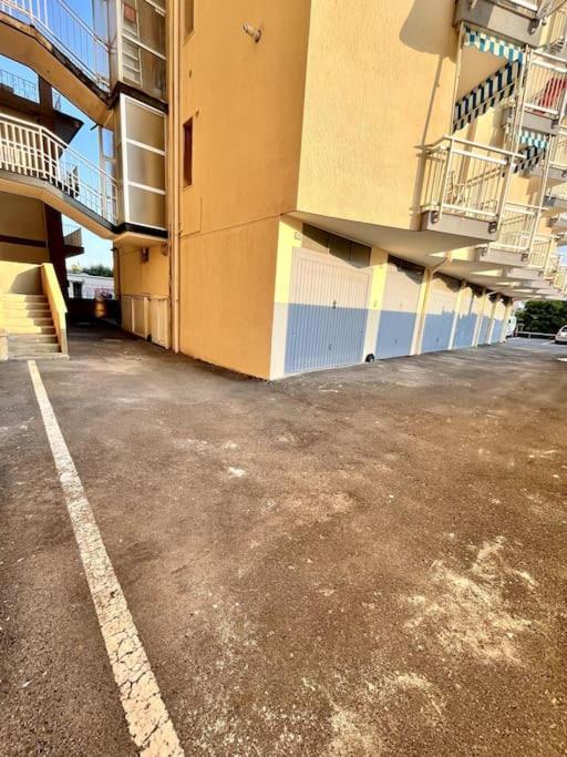 Casa Solymar Appartement Vallecrosia Buitenkant foto